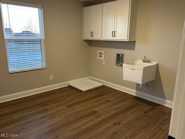 1396 Tullamore Trail, Wadsworth, OH 44281