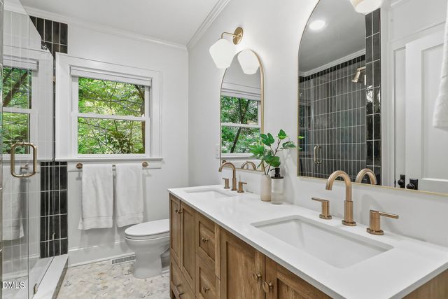 126 Weaver Road, Chapel Hill, NC 27514