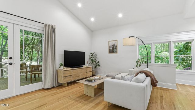 126 Weaver Road, Chapel Hill, NC 27514