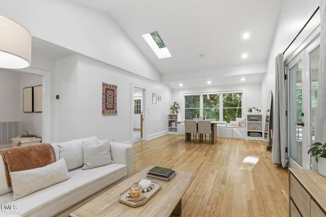 126 Weaver Road, Chapel Hill, NC 27514