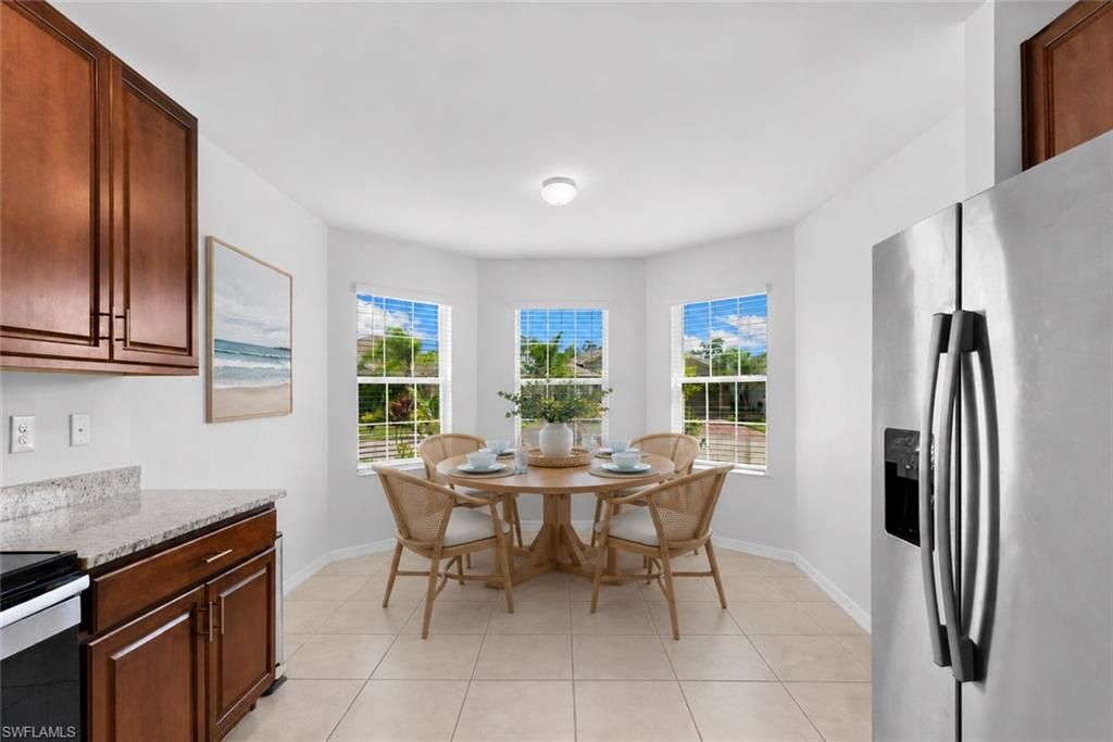 722 Hadley PL W, NAPLES, FL 34104 — photo 3
