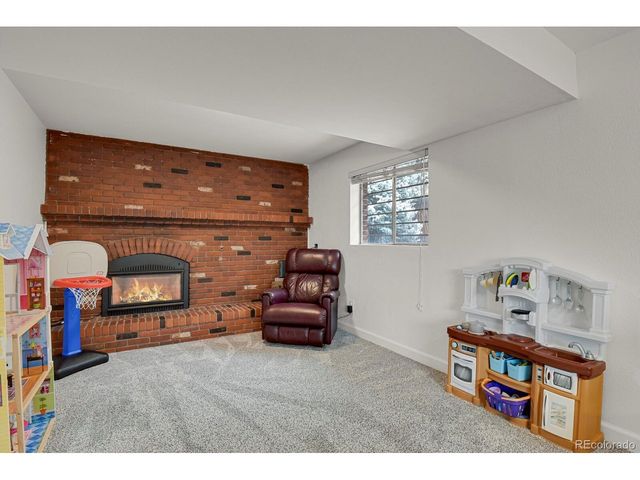 2625 S Ammons Way, Lakewood, CO 80227