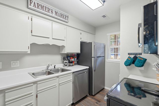 250 Berry Drive Apt A7, Branson, MO 65616