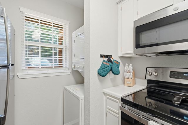 250 Berry Drive Apt A7, Branson, MO 65616