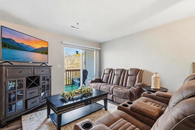 250 Berry Drive Apt A7, Branson, MO 65616