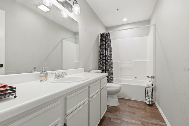 250 Berry Drive Apt A7, Branson, MO 65616