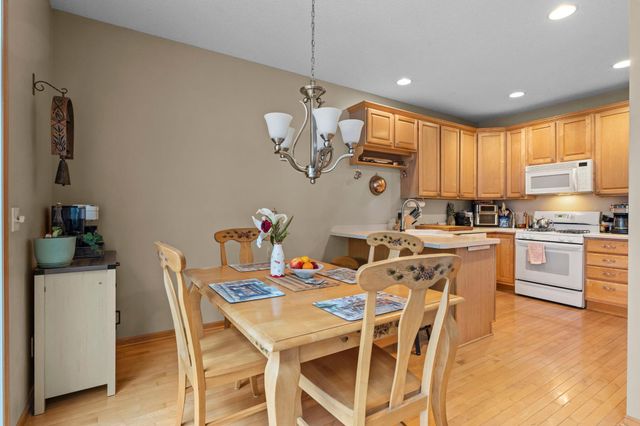 17594 Wiedman Way, Eden Prairie, MN 55347