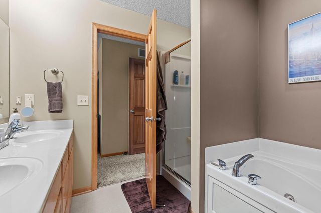 17594 Wiedman Way, Eden Prairie, MN 55347