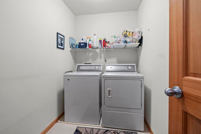 17594 Wiedman Way, Eden Prairie, MN 55347