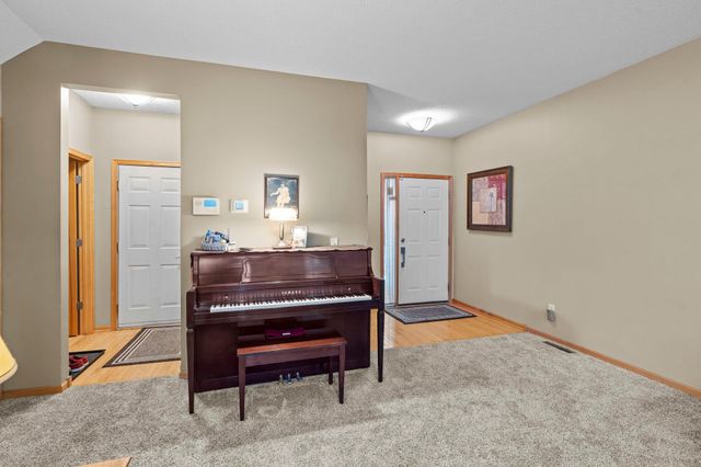 17594 Wiedman Way, Eden Prairie, MN 55347