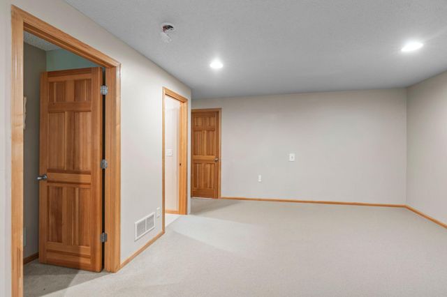 17594 Wiedman Way, Eden Prairie, MN 55347