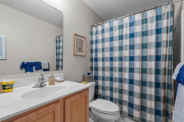 17594 Wiedman Way, Eden Prairie, MN 55347