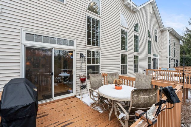 17594 Wiedman Way, Eden Prairie, MN 55347