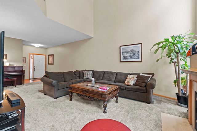 17594 Wiedman Way, Eden Prairie, MN 55347