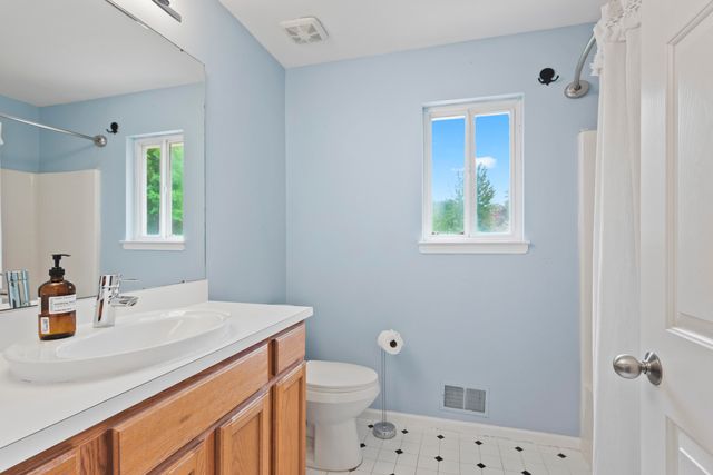 7403 Pine Creek Trail, Waterford Twp, MI 48327