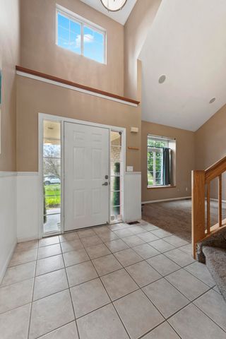 7403 Pine Creek Trail, Waterford Twp, MI 48327