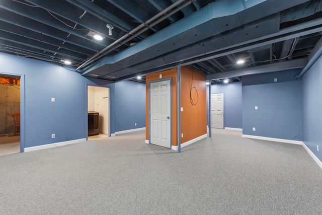 7403 Pine Creek Trail, Waterford Twp, MI 48327