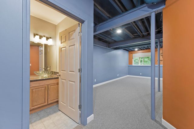 7403 Pine Creek Trail, Waterford Twp, MI 48327