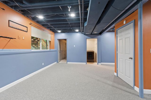 7403 Pine Creek Trail, Waterford Twp, MI 48327
