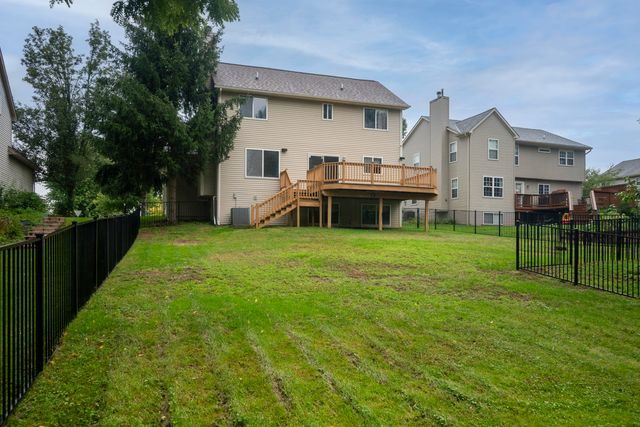 7403 Pine Creek Trail, Waterford Twp, MI 48327