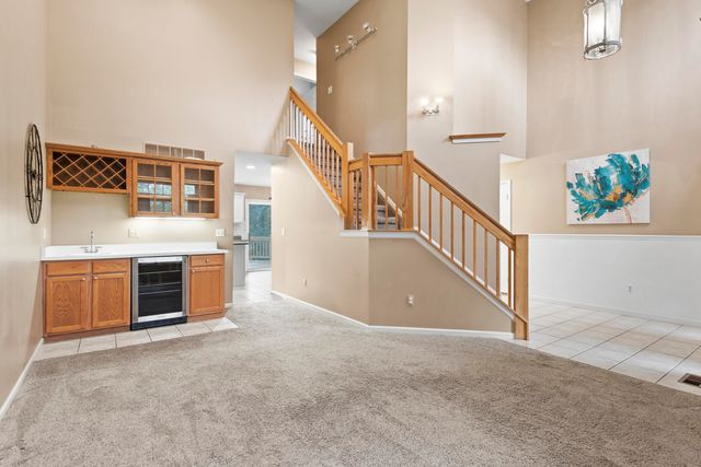 7403 Pine Creek Trail, Waterford Twp, MI 48327
