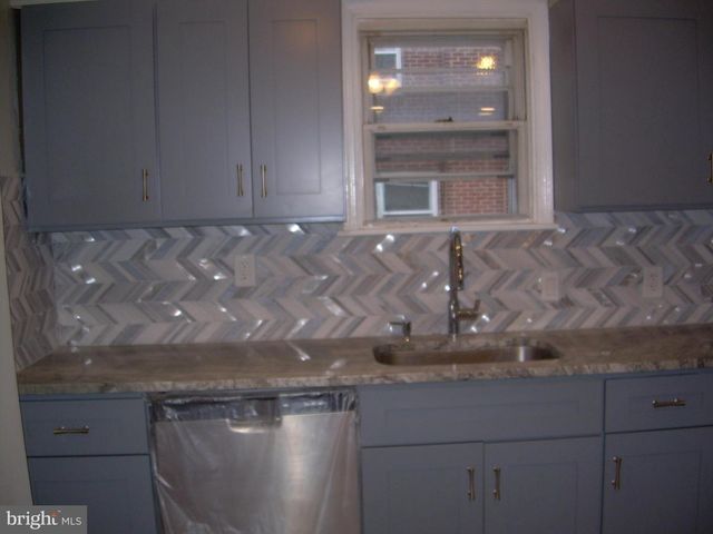 853 ANCHOR STREET, Philadelphia, PA 19124