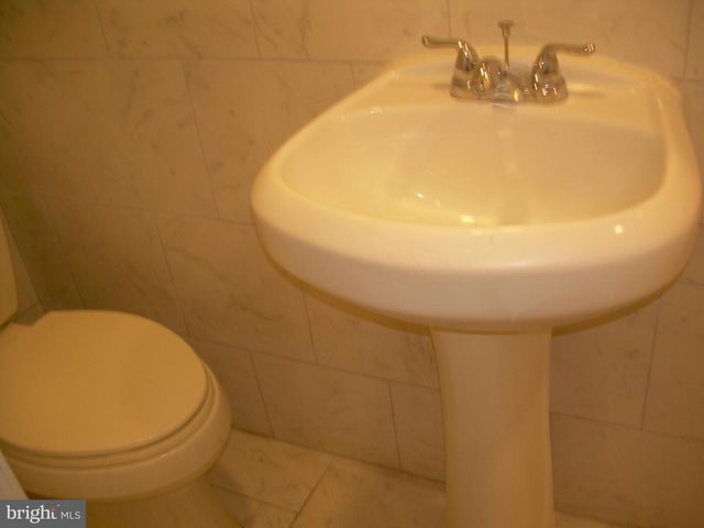 853 ANCHOR STREET, Philadelphia, PA 19124