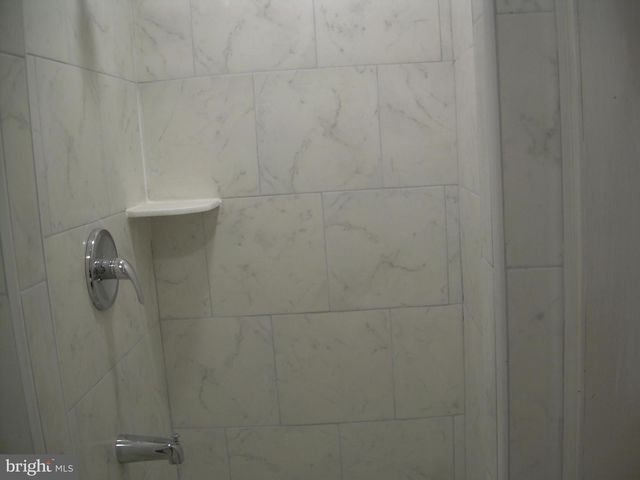 853 ANCHOR STREET, Philadelphia, PA 19124