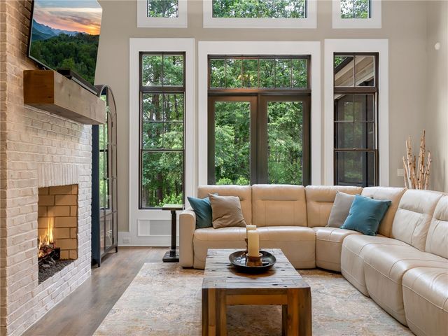 109 Tranquil Cove, Six Mile, SC 29682