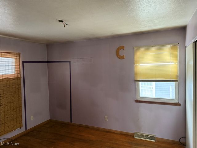 5220 Forest Avenue, Maple Heights, OH 44137