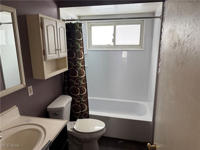 5220 Forest Avenue, Maple Heights, OH 44137