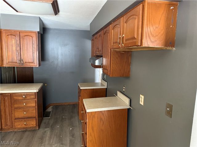 5220 Forest Avenue, Maple Heights, OH 44137