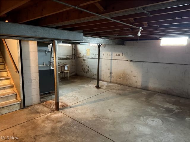 5220 Forest Avenue, Maple Heights, OH 44137