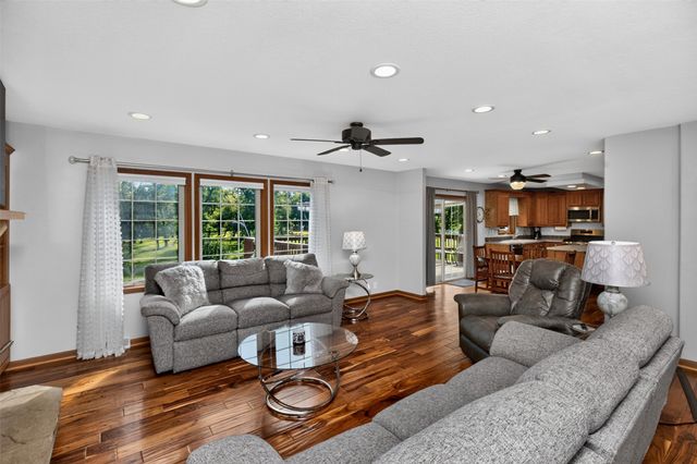 6125 SE 16th Court, Des Moines, IA 50320