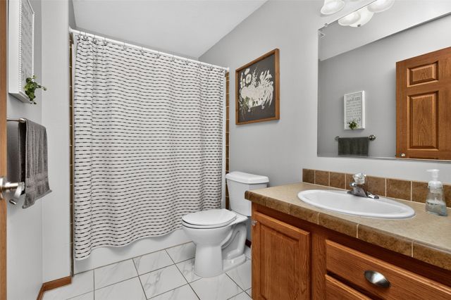 6125 SE 16th Court, Des Moines, IA 50320