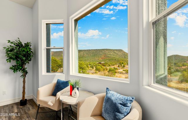 10 HO HUM Circle, Sedona, AZ 86351