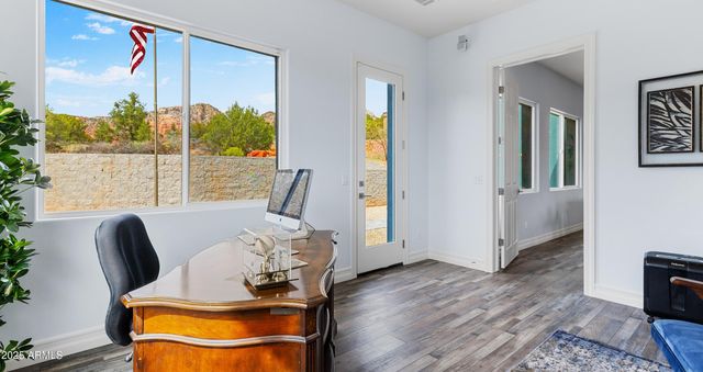 10 HO HUM Circle, Sedona, AZ 86351