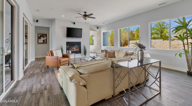 10 HO HUM Circle, Sedona, AZ 86351