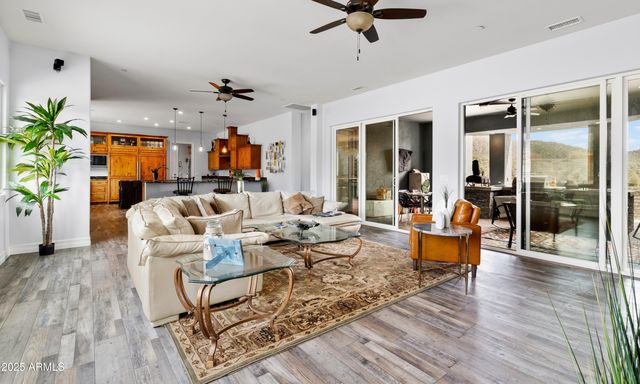 10 HO HUM Circle, Sedona, AZ 86351