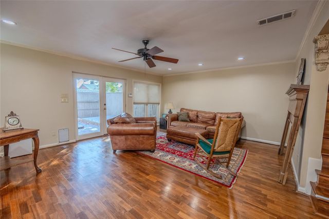 1846 Hollister Street 12, Houston, TX 77080