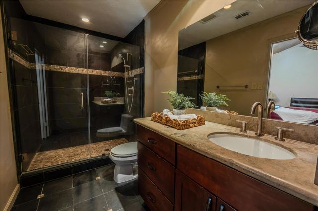 1846 Hollister Street 12, Houston, TX 77080