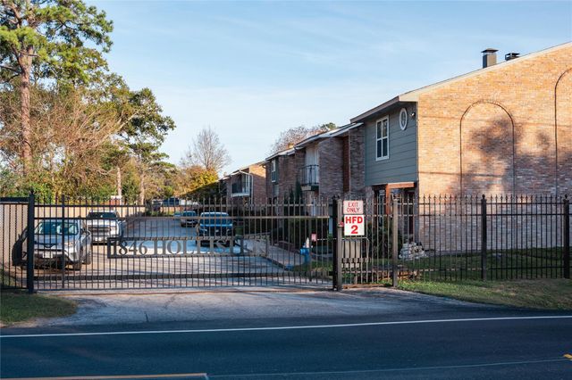 1846 Hollister Street 12, Houston, TX 77080