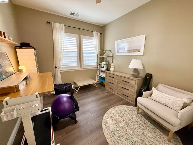 2942 San Minete Dr, Livermore, CA 94550