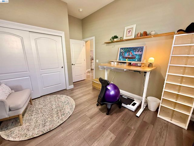 2942 San Minete Dr, Livermore, CA 94550