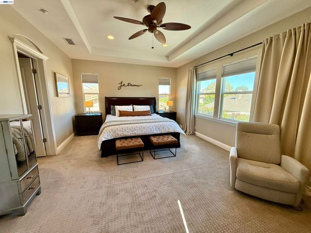 2942 San Minete Dr, Livermore, CA 94550