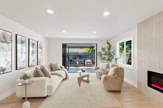 2983 Howell Avenue, Santa Clara, CA 95051