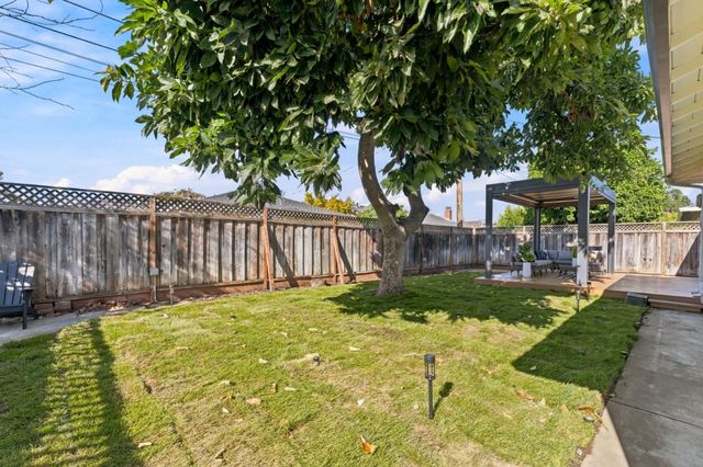 2983 Howell Avenue, Santa Clara, CA 95051