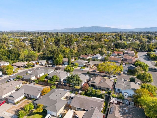 2983 Howell Avenue, Santa Clara, CA 95051