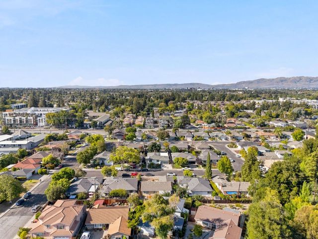 2983 Howell Avenue, Santa Clara, CA 95051
