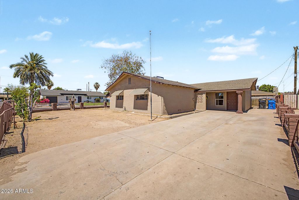 3207 N 54TH Avenue, Phoenix, AZ 85031